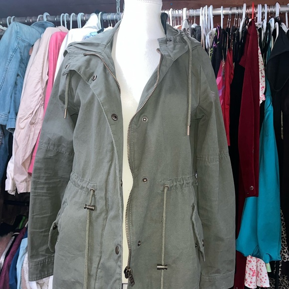 Green jacket - Picture 4 of 4